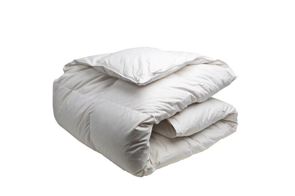 WHITE FEATHER & DOWN DUVET BY CDFC